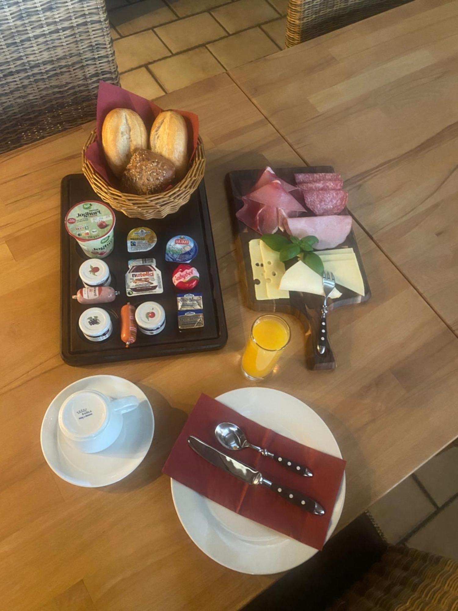 Wirtshaus Am Niederntor Hotel Blomberg  Eksteriør billede